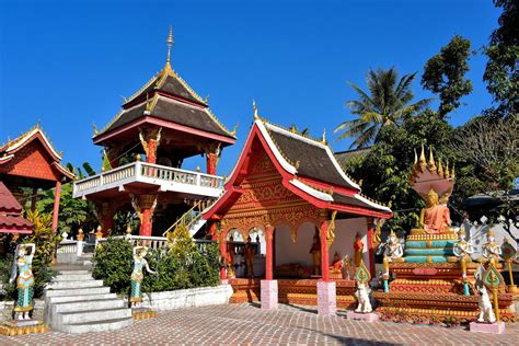 Le Wat Xang Hai : Temple bouddhiste luxuriant à découvrir absolument !